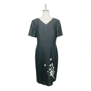 Black and White Embellished Sheath Midi Dress